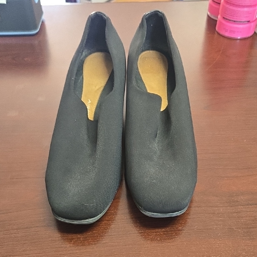 Black Wedge Shoes with Rounded Toe and Slip-On Design